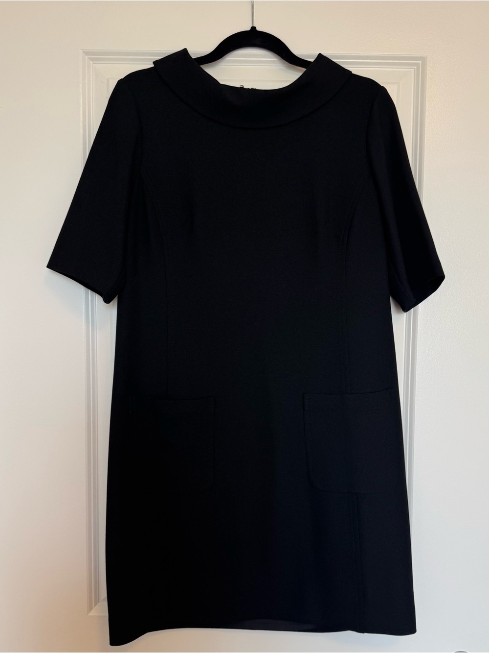 Trina Turk Classic Black Short-Sleeve Shift Dress
